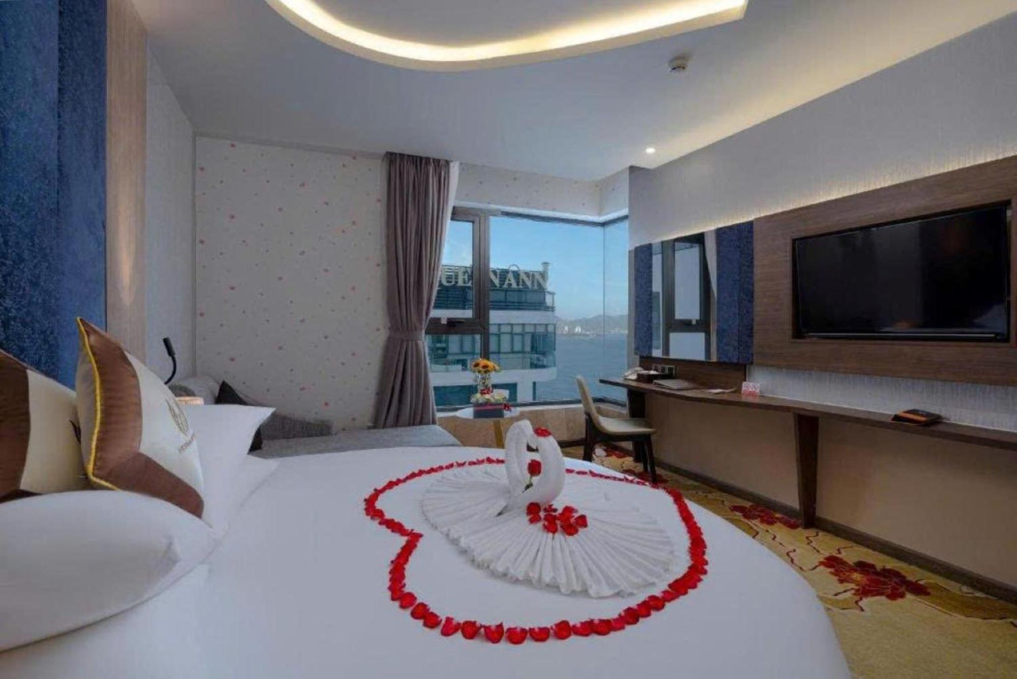 Vesna Hotel ニャチャン エクステリア 写真